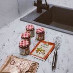 Sposoby na ograniczenie bałaganu na kuchennym blacie